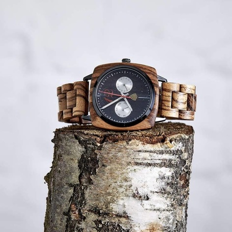 Selling: The Oak - Handmade Recycled Wood Wristwatch For Men