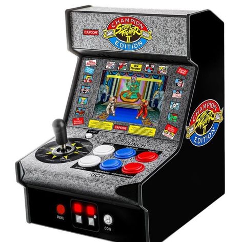 Selling: Mini Arcade Cabinet Retro-Gaming Games - Street Fighter - Official License