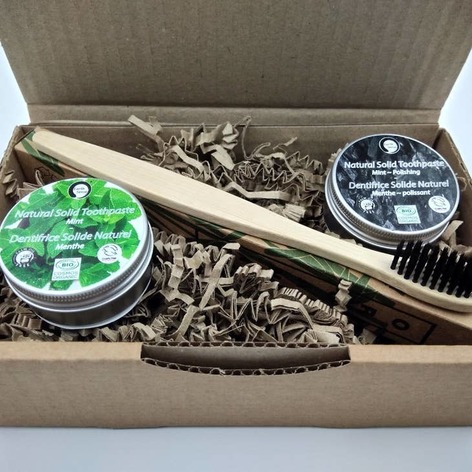Selling: Natural Organic Solid Toothpaste Gift Set