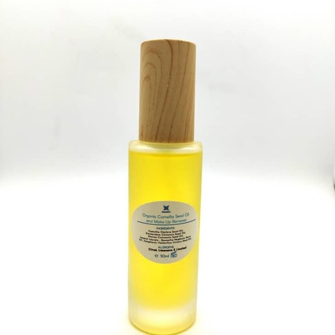 Selling: Camellia Cleansing Seed Oil & Makeup Remover