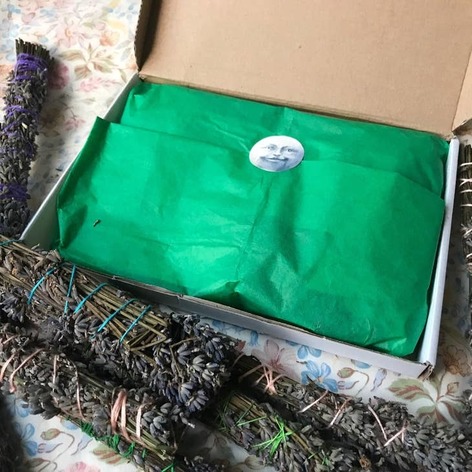 Selling: Organic Uk Native Smoke Cleansing Gift Set- 1Pcs