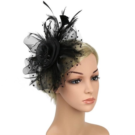 Selling: Mesh And Feather Headband Fascinator