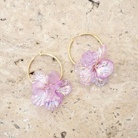 Selling: Blossom Hoops - Lilac