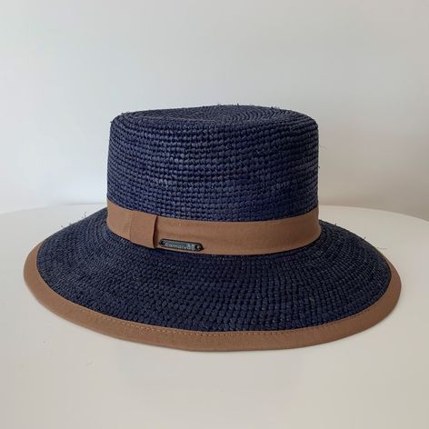 Selling: Hector Hat
