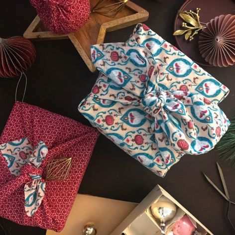 Selling: Reusable Gift Wrapping - Style Teal & Cherry