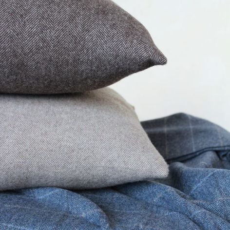 Selling: Wool Decorative Cushions