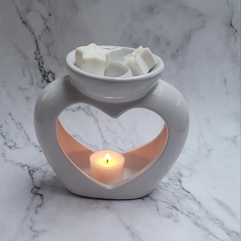 Selling: White Ceramic Heart Shaped Double Dish Oil and Wax Burner